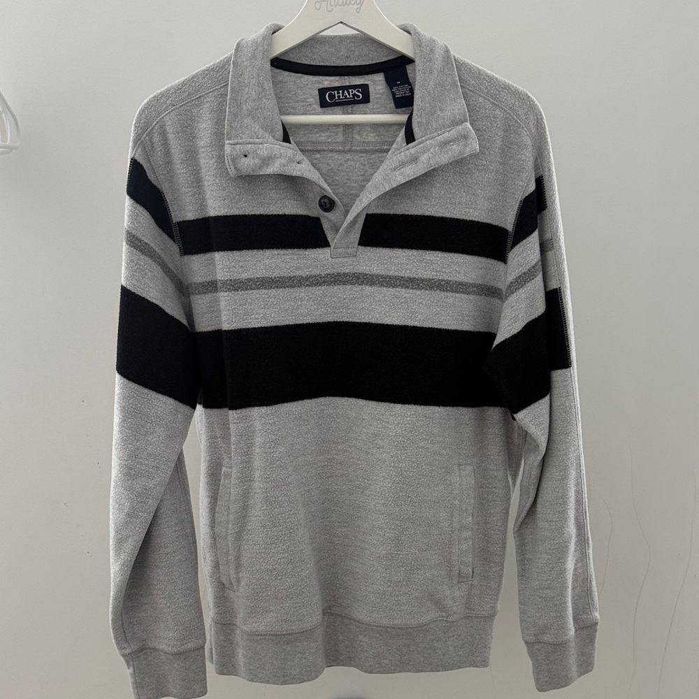 Chaps Men's Sweater in Gray and Black Stripes